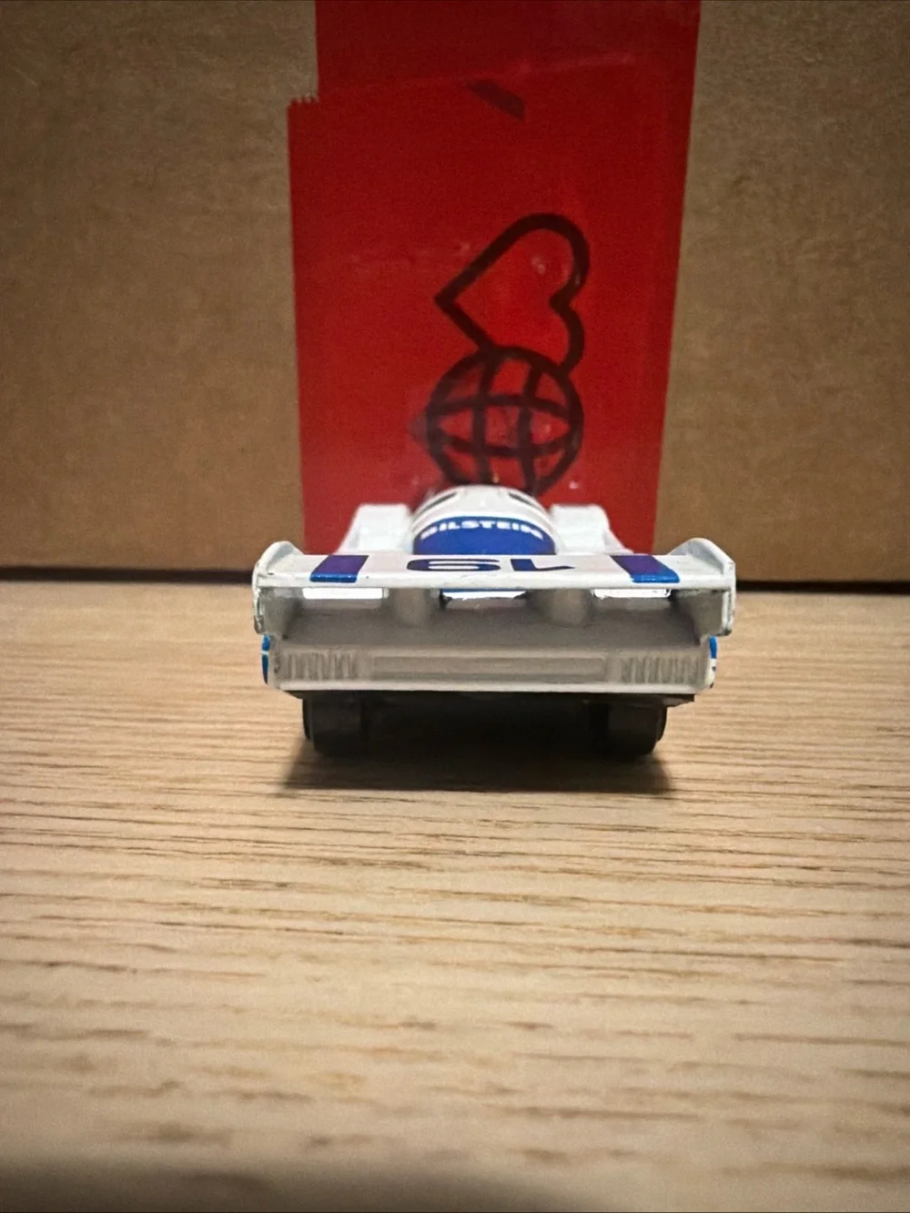Maisto White/Blue Porsche 956 Bilstein #19 1/64 Diecast/Plastic GP Racecar